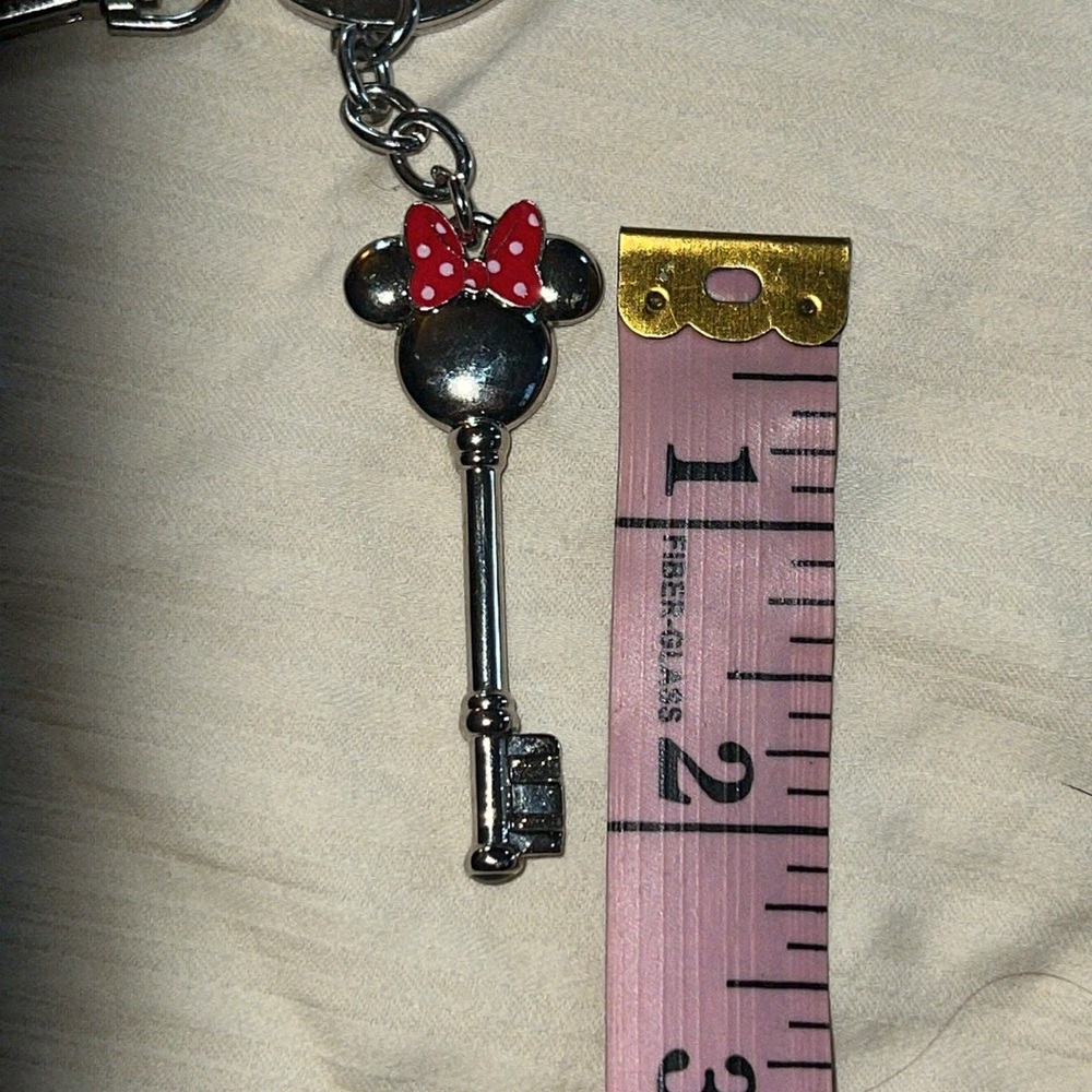 Disney Minnie Mouse Key Keychain, Silver - Picture 9 of 9